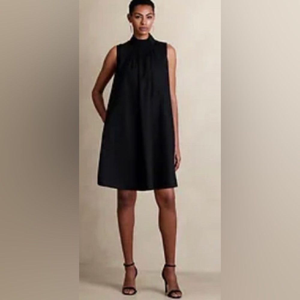 NWT Banana Republic MINI SHIFT DRESS